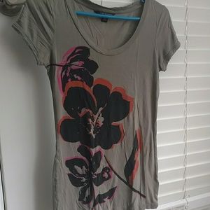 Banana Republic graphic t